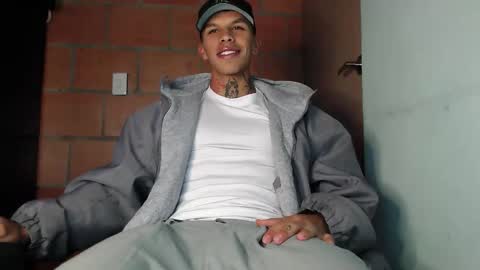 OF GxoXabs online show from February 5, 12:20 pm