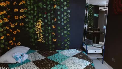 OF GxoXabs online show from January 22, 10:05 pm