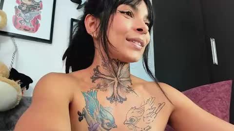 BomBom online show from February 4, 3:47 pm