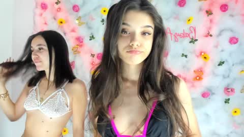 Snapshot of babyaylin chatting on January 24, 5:10 am Aylin  online show from January 24, 5:10 am