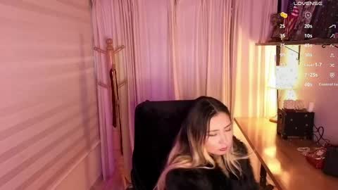 babyfoxxx_ online show from May 9, 11:05 am