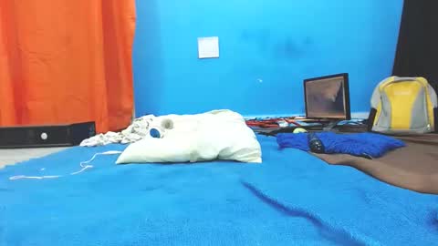 Jhony Naughty Skater online show from December 25, 5:05 am