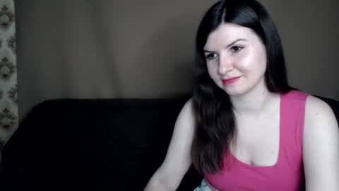 babykaten online show from December 4, 10:20 pm