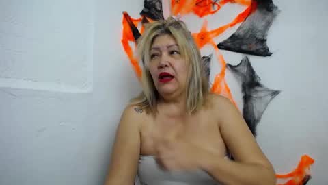 babyperla_hot online show from October 19, 11:53 pm