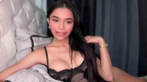 Snapshot of babysabrinaxx chatting on October 4, 2:09 am babysabrinaxx online show from October 4, 2:09 am