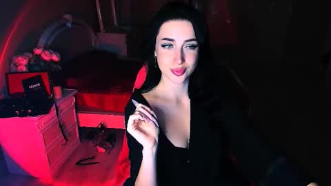 Miss Desire...do you remember online show from December 5, 3:21 pm