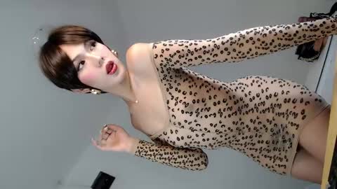 Hello  im your lovely Cheska online show from April 27, 10:24 am