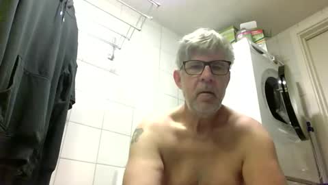 baggelina75 online show from June 5, 3:46 am