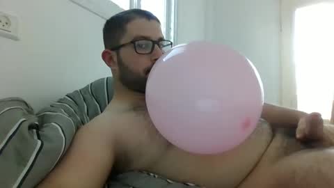 balloonman835316 online show from March 2, 12:54 pm