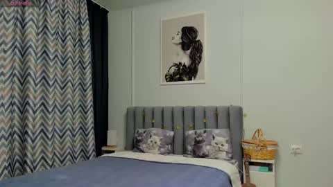 Kira online show from March 10, 1:12 am