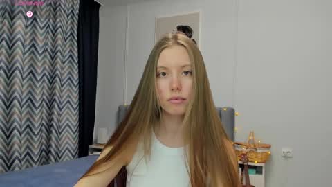 Kira online show from February 17, 7:33 pm