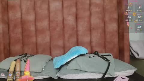 Arianna   online show from September 12, 11:18 pm