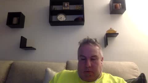 Snapshot of banana5289 chatting on February 20, 12:30 am banana5289 online show from February 20, 12:30 am