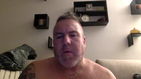Snapshot of banana5289 chatting on February 8, 11:01 am banana5289 online show from February 8, 11:01 am