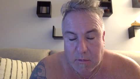 Snapshot of banana5289 chatting on February 11, 2:14 am banana5289 online show from February 11, 2:14 am