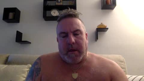 Snapshot of banana5289 chatting on March 8, 3:02 pm banana5289 online show from March 8, 3:02 pm