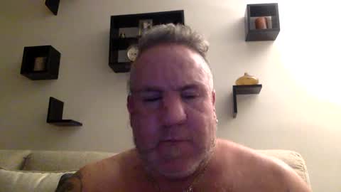 Snapshot of banana5289 chatting on February 4, 2:07 am banana5289 online show from February 4, 2:07 am