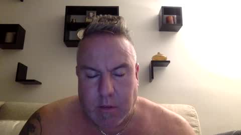 Snapshot of banana5289 chatting on February 1, 12:04 pm banana5289 online show from February 1, 12:04 pm