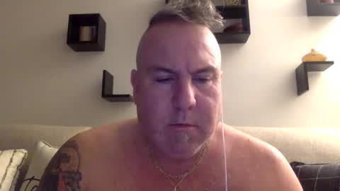 Snapshot of banana5289 chatting on February 23, 11:33 am banana5289 online show from February 23, 11:33 am
