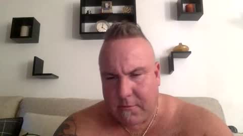 Snapshot of banana5289 chatting on October 15, 7:58 pm banana5289 online show from October 15, 7:58 pm