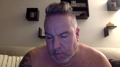 Snapshot of banana5289 chatting on February 9, 9:26 am banana5289 online show from February 9, 9:26 am