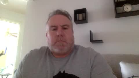 Snapshot of banana5289 chatting on February 17, 3:44 pm banana5289 online show from February 17, 3:44 pm