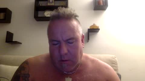 Snapshot of banana5289 chatting on October 12, 11:14 am banana5289 online show from October 12, 11:14 am