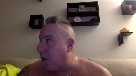 banana5289 online show from January 7, 9:31 pm