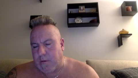 banana5289 online show from February 10, 9:18 pm