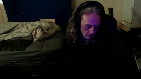 bangintoleather online show from June 6, 2:28 am