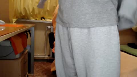       online show from March 9, 10:08 pm