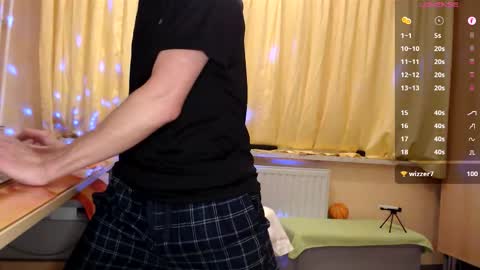       online show from October 5, 6:26 pm