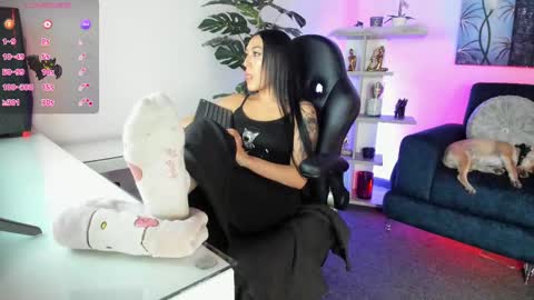 Gabi  online show from October 2, 7:45 pm