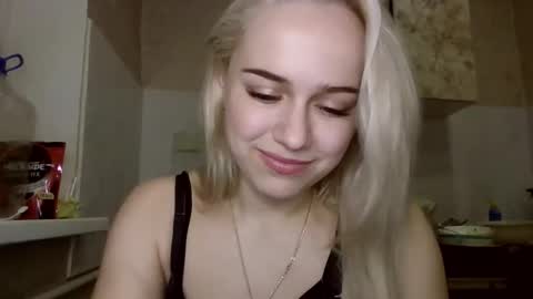 barbie___girl online show from March 3, 7:32 pm