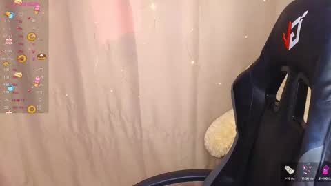 Snapshot of barbieee_doll chatting on September 23, 11:37 am Eva online show from September 23, 11:37 am