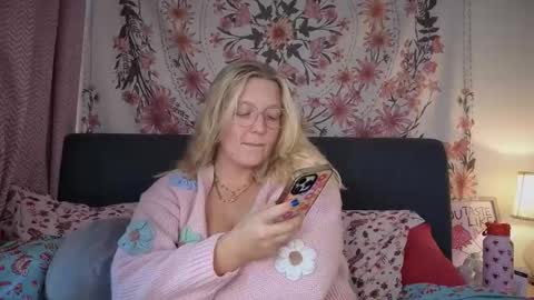 barbiegirl966 online show from October 17, 8:51 am