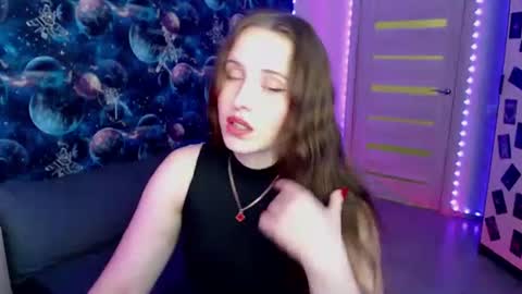 barbiepie online show from December 3, 6:47 am