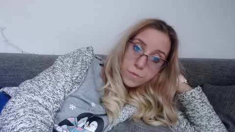 Lena online show from March 29, 10:39 am