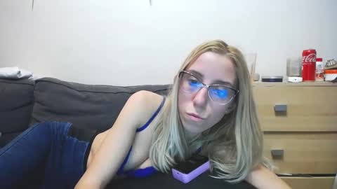 Lena online show from March 7, 8:00 pm