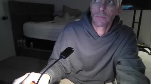 barryblackgun online show from December 27, 11:06 am