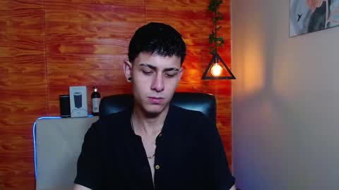 Snapshot of bastiaan_28 chatting on January 24, 3:54 am Bastian online show from January 24, 3:54 am