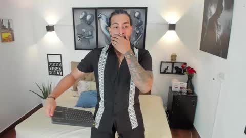 bastian_jones1 online show from October 19, 6:51 am