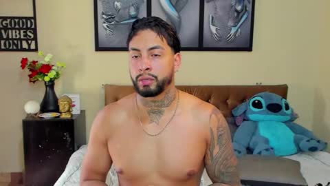 bastian_jones1 online show from March 9, 6:32 pm