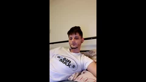 batboyb2 online show from March 13, 7:28 pm