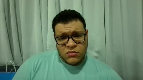 Snapshot of batman2430 chatting on March 1, 2:48 am brian online show from March 1, 2:48 am