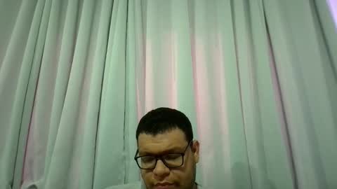 Snapshot of batman2430 chatting on February 23, 2:04 pm brian online show from February 23, 2:04 pm