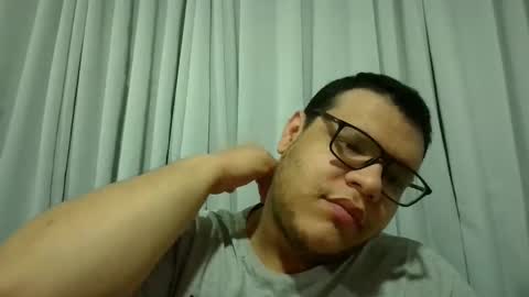 Snapshot of batman2430 chatting on February 22, 10:18 am brian online show from February 22, 10:18 am