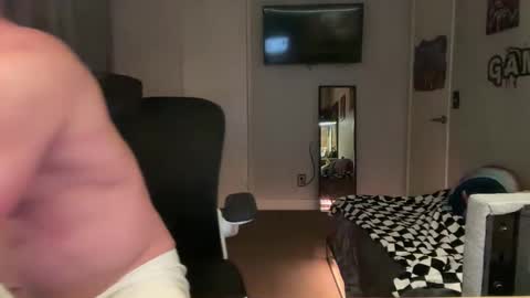 batman25326 online show from January 1, 7:41 am