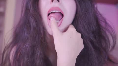 Batman kim  online show from October 23, 2:29 pm