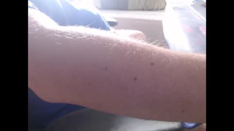 Snapshot of bavarianboy89 chatting on October 20, 12:10 pm bavarianboy89 online show from October 20, 12:10 pm